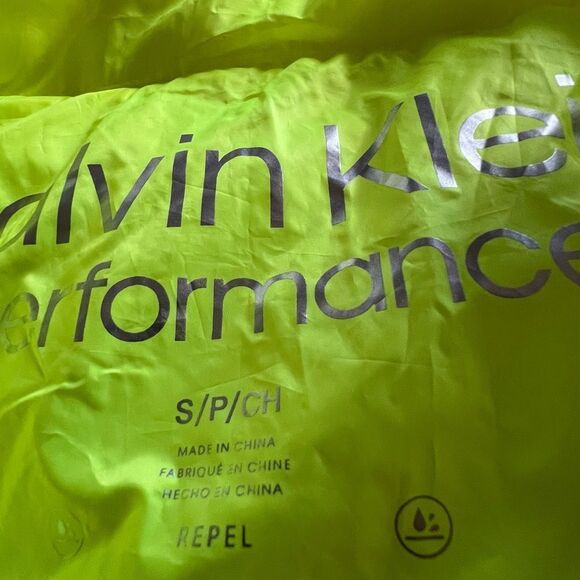 Calvin Klein Neon Yellow Puffer Vest - Picture 9 of 9